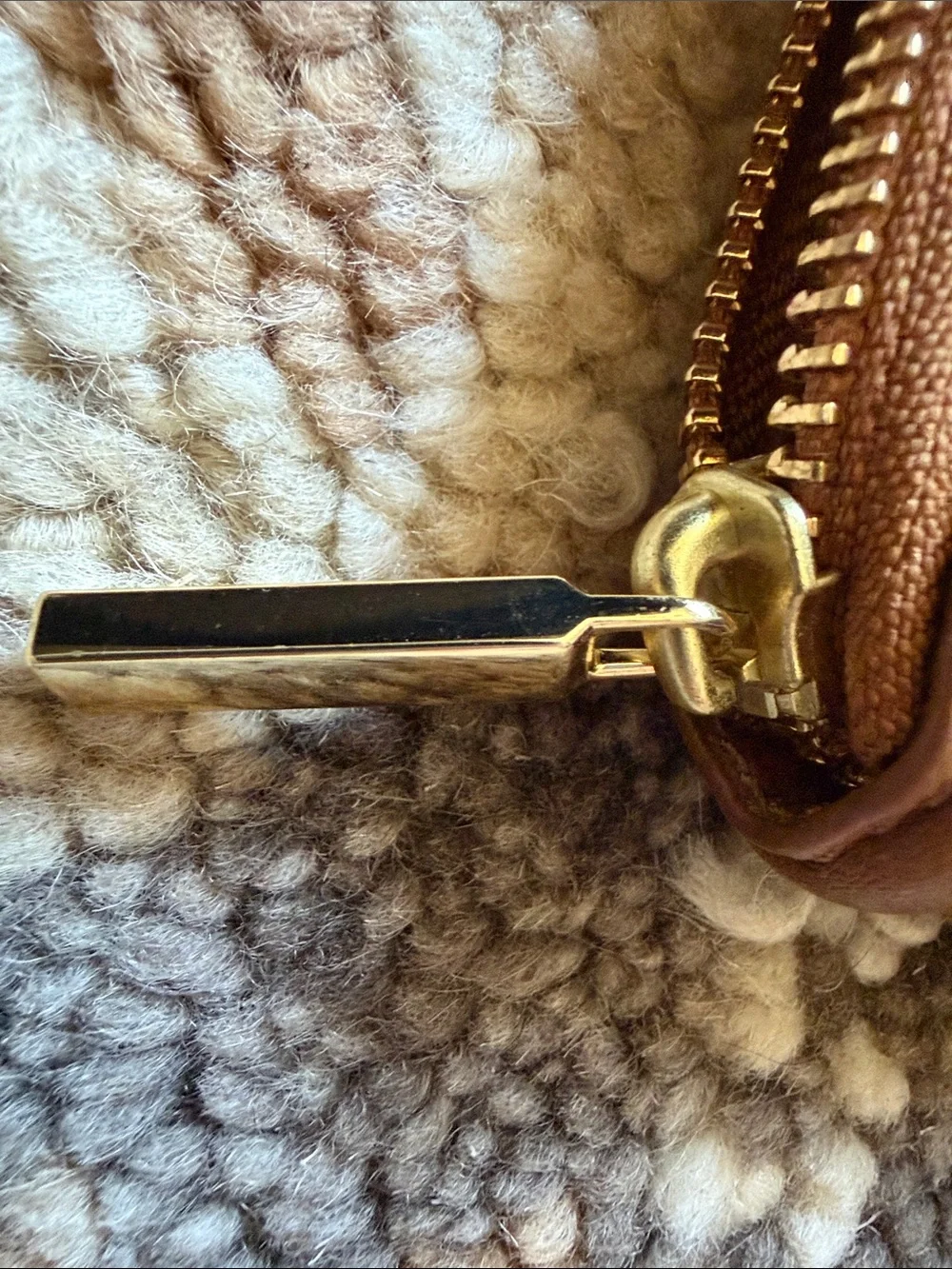 Tory Burch Tan Pebbled Leather Zip Wallet with Gold Logo - Picture 5 of 7